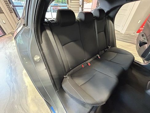 Used 2017 Honda Civic Sport image 5