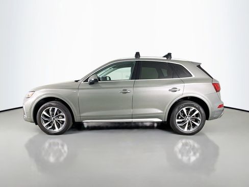 Certified 2023 Audi Q5 2.0T Premium w/ Convenience Package image 4