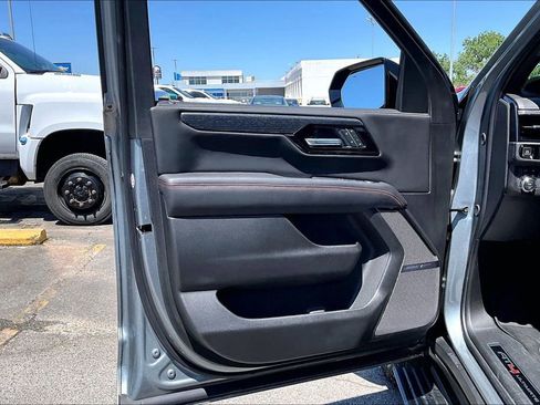 Used 2026 GMC Yukon AT4 Ultimate w/ LPO, Floor Liner Package AWD/4WD image 20