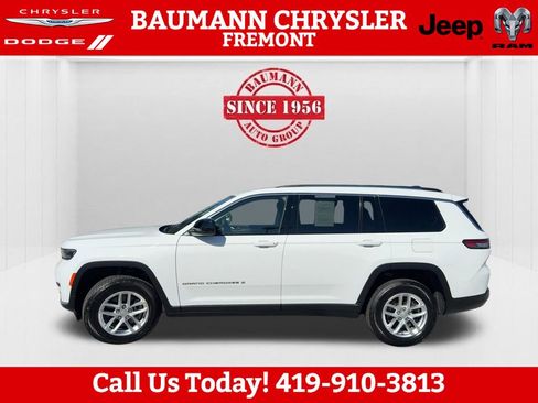 Used 2023 Jeep Grand Cherokee L Laredo w/ Luxury Tech Group I AWD/4WD image 9