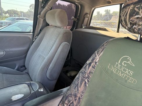 Used 2004 Toyota Tundra SR5 image 5