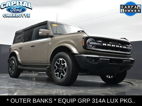 Used 2025 Ford Bronco Outer Banks AWD/4WD image 20