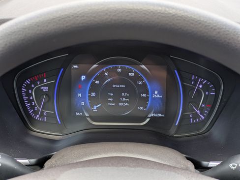 Used 2019 Hyundai Santa Fe SEL FWD image 26