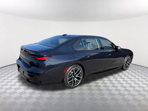 New 2026 BMW 740i w/ Premium Package image 5