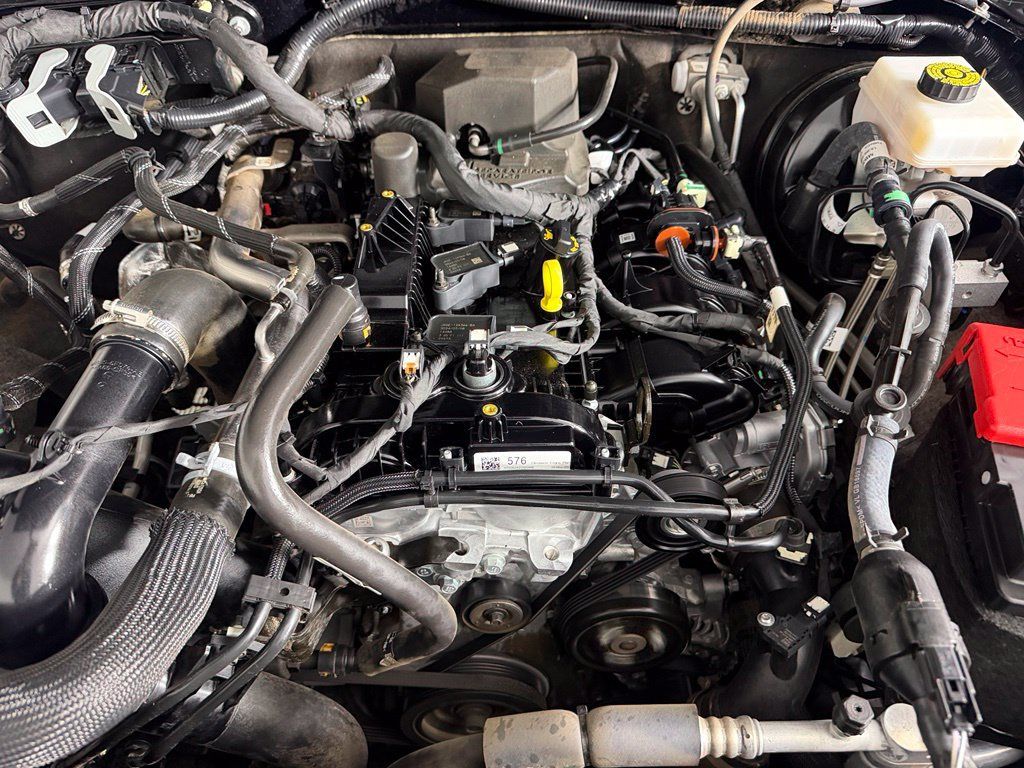 Used 2024 Ford Bronco Outer Banks AWD/4WD image 22
