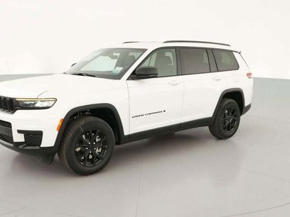 New 2025 Jeep Grand Cherokee L Laredo