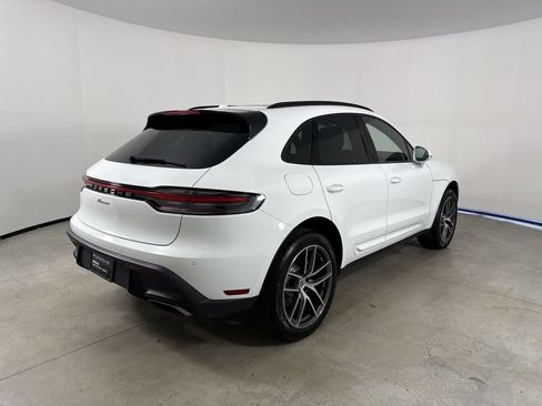 Certified 2026 Porsche Macan Turbo AWD/4WD image 7