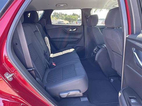 Used 2022 Chevrolet Blazer LT FWD image 16