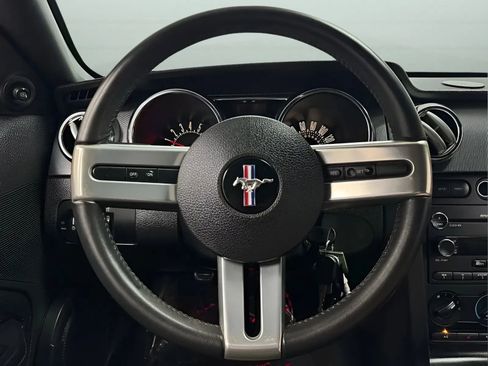 Used 2008 Ford Mustang GT RWD image 13