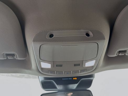 Used 2024 Ford Expedition Max XLT image 18