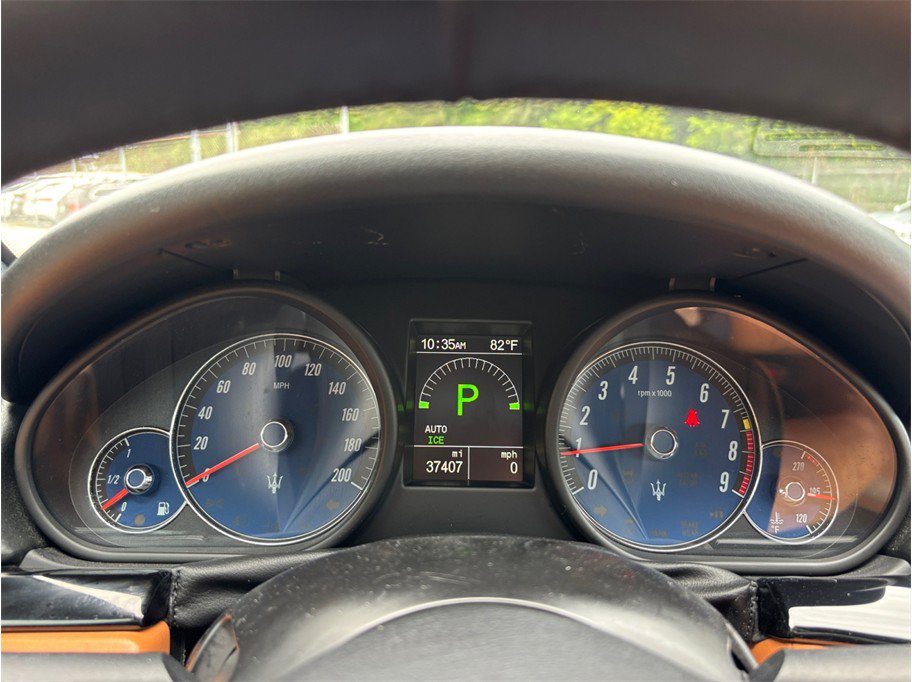 Used 2018 Maserati GranTurismo Sport RWD image 23