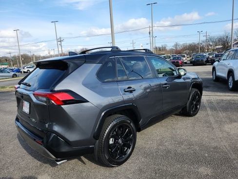Used 2022 Toyota RAV4 XSE image 5