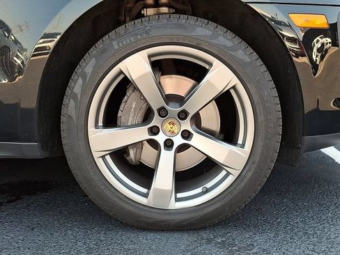Certified 2023 Porsche Macan Turbo AWD/4WD image 12