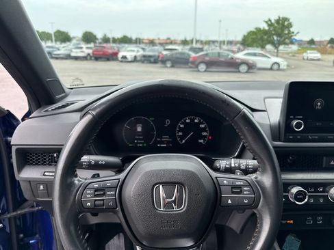 Used 2023 Honda CR-V Sport image 13