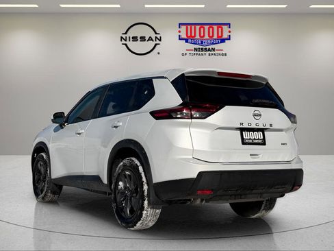 New 2026 Nissan Rogue SV w/ Cold Weather Package AWD/4WD image 5