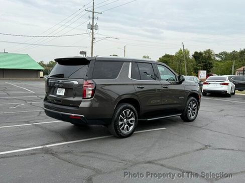 Used 2021 Chevrolet Tahoe LT w/ Signature Plus Package w/ LT Signature Package image 14