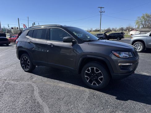 Used 2021 Jeep Compass Trailhawk image 1