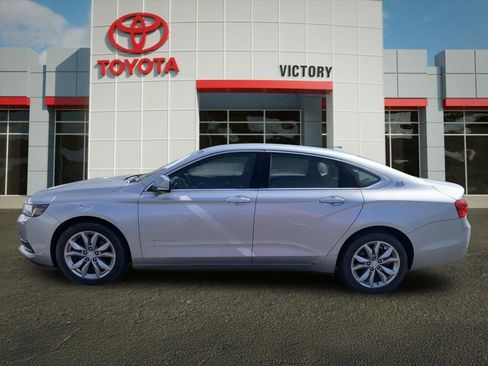 Used 2017 Chevrolet Impala LT FWD image 6