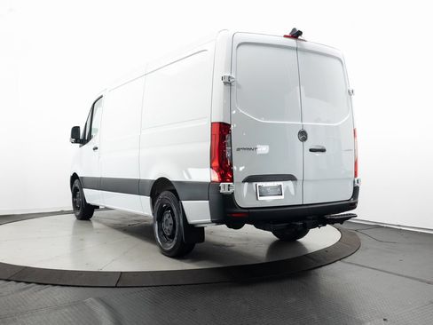 Used 2026 Mercedes-Benz Sprinter 2500 image 20