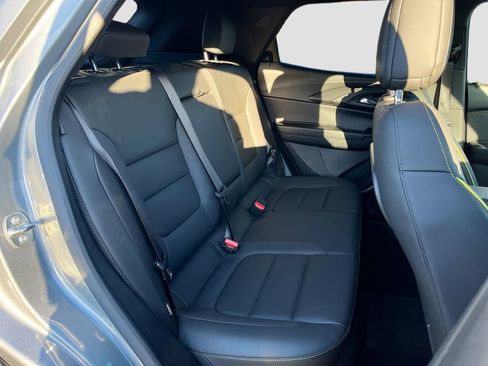 Used 2024 Chevrolet TrailBlazer ACTIV w/ Driver Confidence Package image 25