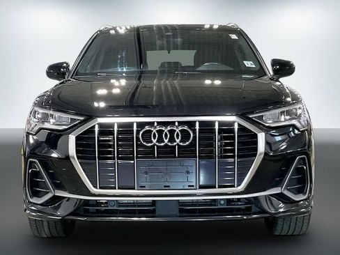 Used 2023 Audi Q3 2.0T Premium AWD/4WD image 3