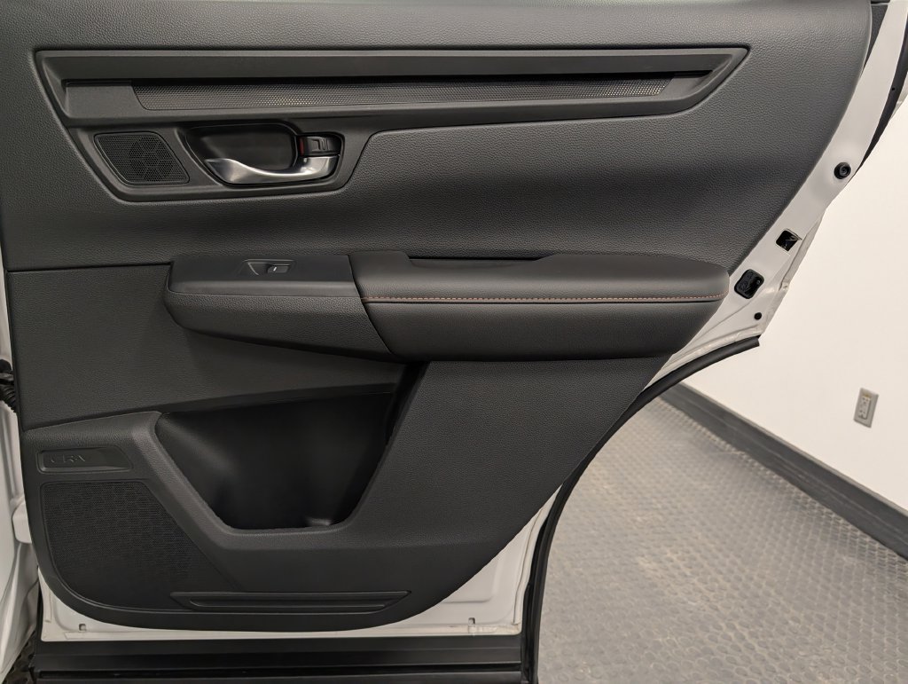 Used 2025 Honda CR-V Sport-L image 25