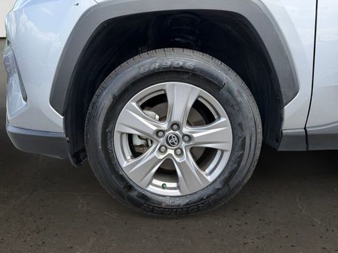 Used 2024 Toyota RAV4 XLE FWD image 10