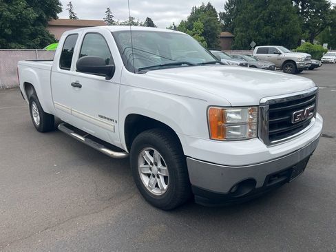 Used 2008 GMC Sierra 1500 SLE w/ Power Pack Plus RWD image 1