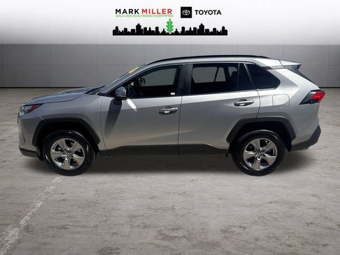 Certified 2025 Toyota RAV4 XLE AWD/4WD image 2