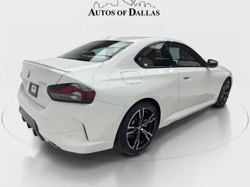 Used 2025 BMW 230i xDrive Coupe AWD/4WD image 11