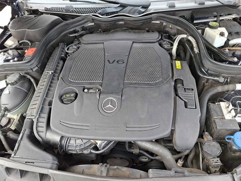 Used 2014 Mercedes-Benz C 300 Sport image 26