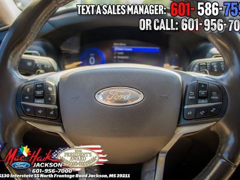 Certified 2020 Ford Explorer Platinum w/ Premium Technology Package AWD/4WD image 17