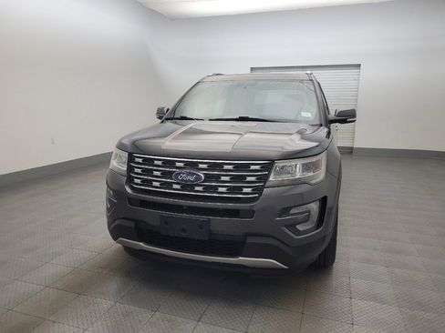 Used 2017 Ford Explorer Limited image 15