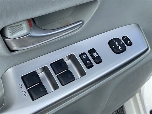 Used 2013 Toyota Prius V Three image 16