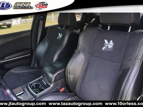 Used 2019 Dodge Charger Scat Pack RWD image 11