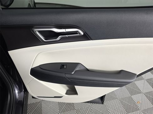 New 2026 Kia Sportage EX image 37