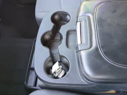 Used 2022 RAM 2500 Big Horn image 15