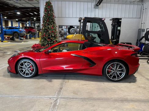 Used 2026 Chevrolet Corvette Stingray w/ Z51 Performance Package image 4