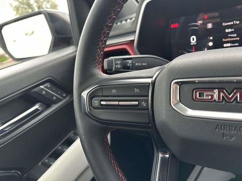 Used 2025 GMC Canyon AT4 w/ AT4X AEV Edition AWD/4WD image 38