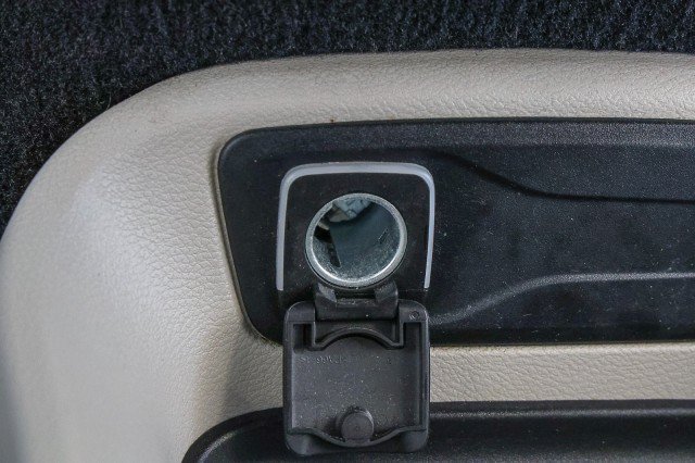 Used 2023 Chrysler Pacifica Touring-L FWD image 20