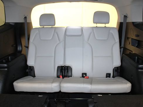 Used 2020 Kia Telluride S AWD/4WD image 33