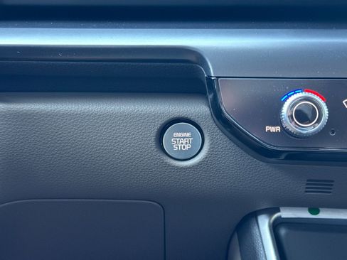 New 2026 Kia Carnival LXS image 24