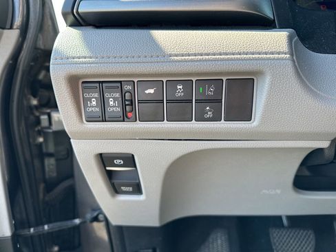 Used 2019 Honda Odyssey EX-L image 20