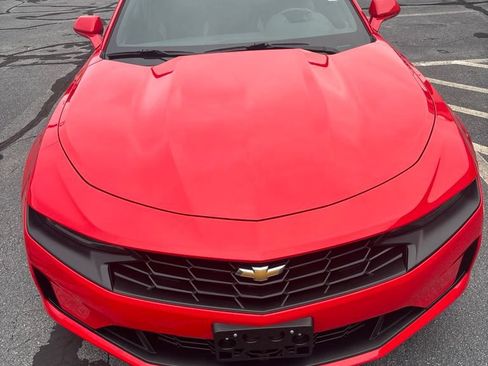 Used 2023 Chevrolet Camaro LT RWD image 3