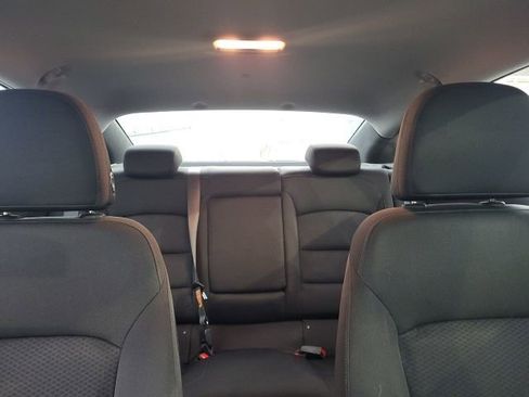 Used 2020 Chevrolet Malibu LT image 2