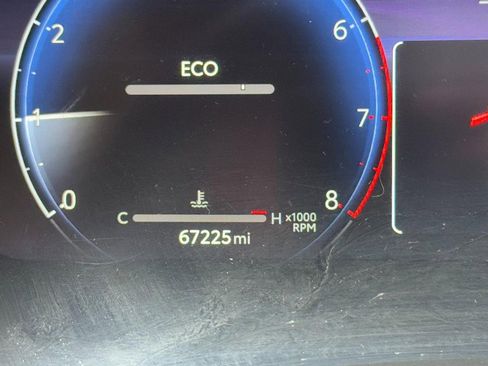 Used 2023 Toyota Highlander AWD image 20