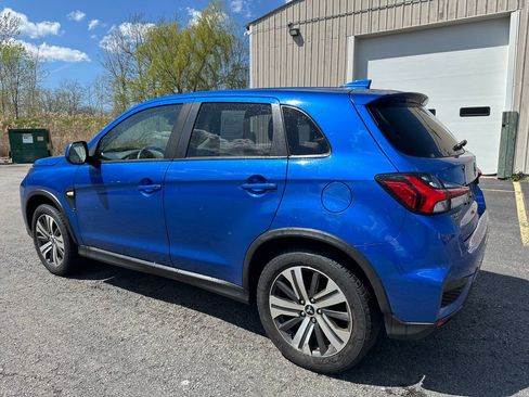 Used 2021 Mitsubishi Outlander Sport ES AWD/4WD image 13