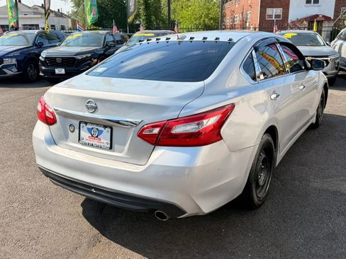 Used 2017 Nissan Altima 2.5 S w/ Power Driver Seat Package FWD image 7