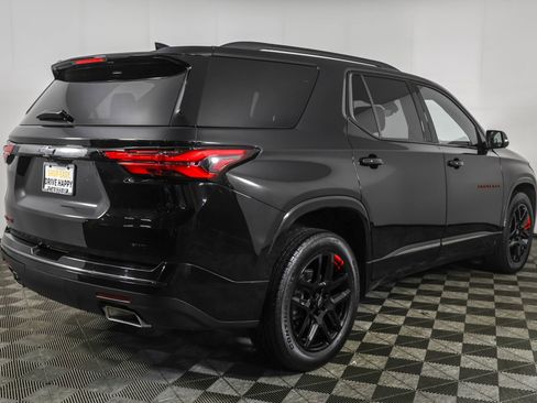 Used 2023 Chevrolet Traverse Premier w/ Redline Edition image 19