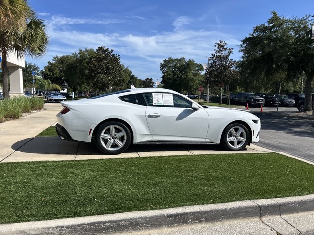 Certified 2026 Ford Mustang Coupe RWD image 4